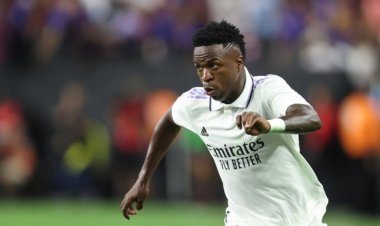 ريال مدريد يفض الشراكة بفوز شاق على بيتيس