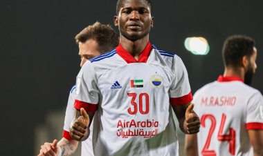 "الفار" يلغي للشارقة "المنحوس" هدفين في دقيقتين أمام شباب الأهلي