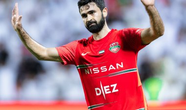 عمر خربيين عن هدفه في الوحدة.. إنه الاحتراف