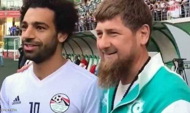 5 سقطات وقع فيها محمد صلاح أبرزها نعي الملكة ومقابلة "القامع" ودعم المُتحرش