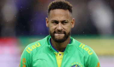 نيمار يثير الجدل حول علاقته مع مبابي