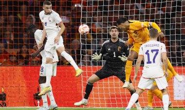 دوري الأمم الأوروبية: كرواتيا وهولندا يتأهلان لنصف النهائي وخروج مهين لفرنسا