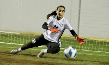 منتخب الإمارات للشابات يلتقي البحرين