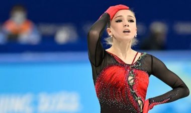 نجمة الجمباز الروسية فاليفا مهددة بالإيقاف