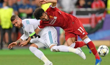 لقاء راموس ومحمد صلاح في دبي.. أحضان في الغرف المغلقة وجفاء أمام الكاميرات (فيديو)