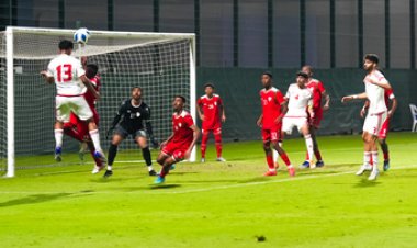 لقاء متجدد بين الأبيض الشاب ونظيره العماني