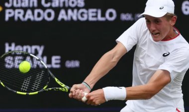 أول بريطاني يفوز ببطولة ويمبلدون للشباب منذ 1962