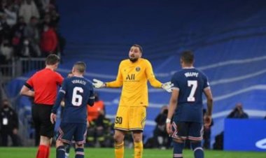 حارس سان جيرمان يتعرض لحادث سرقة عنيف