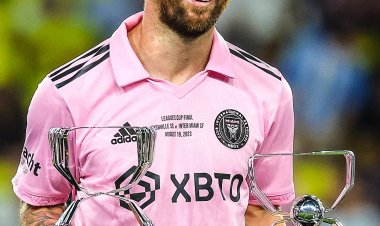 ميسي يكشف حقيقة تحديده لموعد اعتزاله