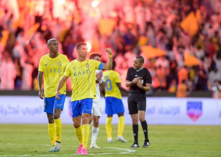 مشادة بين الهلال والنصر بسبب غرز العلم