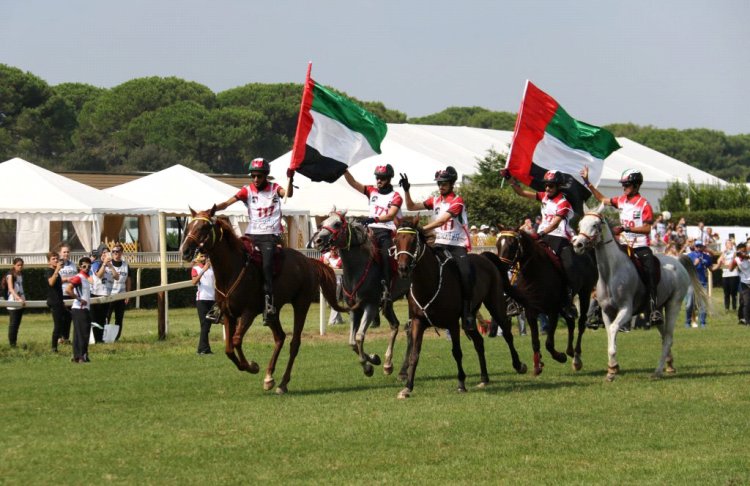 5 فرسان إماراتيين يشاركون في مونديال الشباب للقدرة بفرنسا