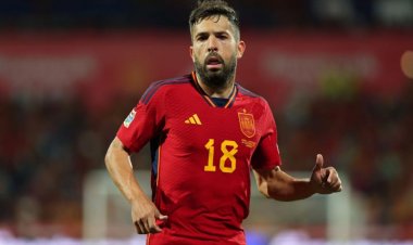 جوردي ألبا يعلن اعتزاله اللعب دوليًا