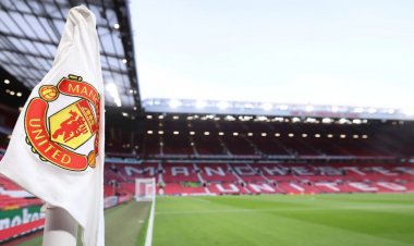 بسبب تقرير إعلامي … اليونايتد يخسر 700 مليون دولار من قيمة أسهمه