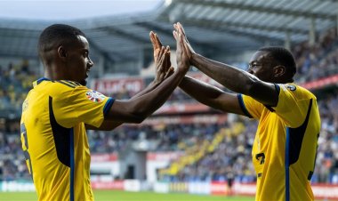 السويد تقسو على إستونيا بخماسية