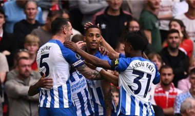 برايتون يصعق مانشستر يونايتد في مسرح الأحلام