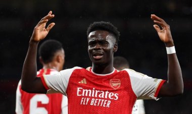 آرسنال يحتفل بعودته إلى دوري الأبطال برباعية في آيندهوفن