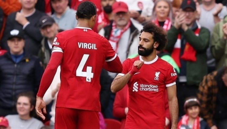 ليفربول يتخطى وست هام بالثلاثة