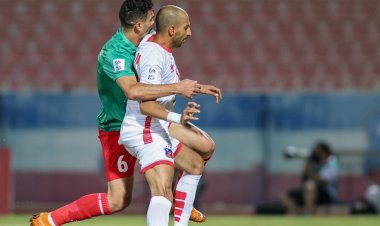 الوحدات يتعثر في الكويت