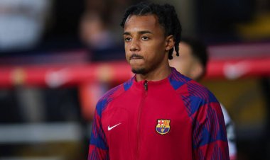 احتمالية غياب كوندي أمام ريال مدريد بالكلاسيكو