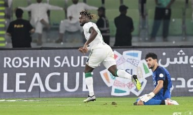 الاهلي يهزم الوحدة بالثلاثة