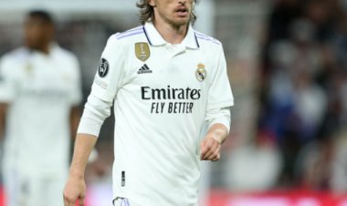 الكشف عن موقف لوكا مودريتش من الرحيل عن ريال مدريد في يناير