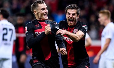 دورتموند يتعادل مع فرانكفورت وليفركوزن ينقض على الصدارة