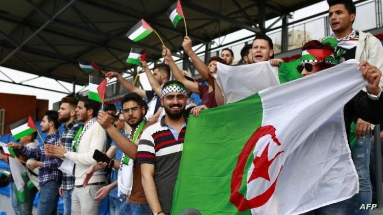 الملاعب الجزائرية تتضامن مع الشعب الفلسطيني