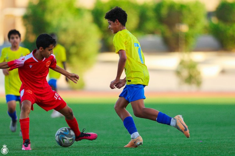 مشاركة نجل رونالدو للمرة الأولى مع النصر في اكتساح القادسية بسداسية