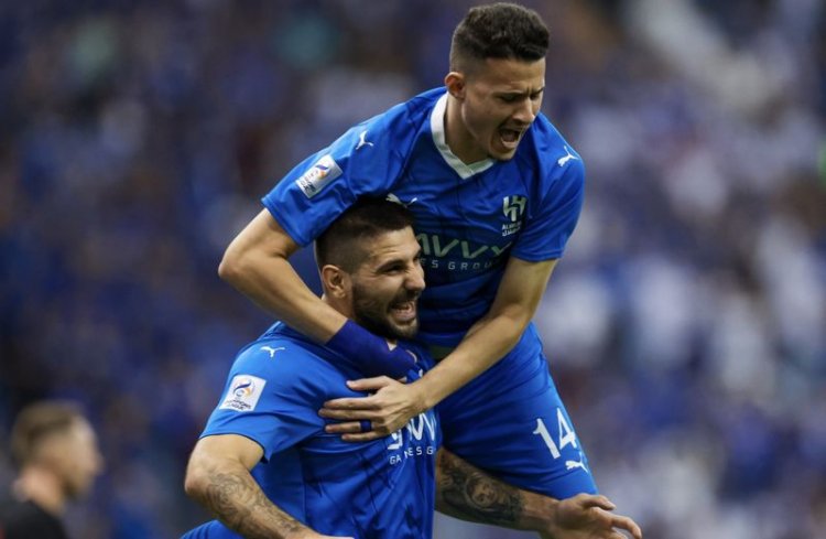 الهلال يسحق مومباي بسداسية وينفرد بالصدارة