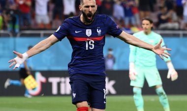 ديشامب يفصح عن كواليس استبعاد بنزيما من قائمة فرنسا في كأس العالم