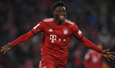 بايرن ميونخ يكشف موقفه من انضمام ألفونسو ديفيز لريال مدريد