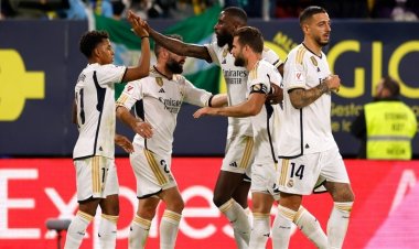 ريال مدريد يتحدى الغيابات ويعتلي الصدارة مؤقتاً