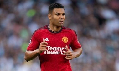 مانشستر يستقر على خليفة كاسيميرو