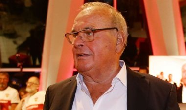 وفاة صاحب أول هدف في تاريخ شتوتغارت