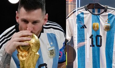 ميسي يهدي نادال قميص بطل كأس العالم