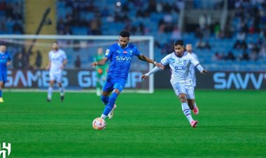 الهلال يسحق أبها بسباعية
